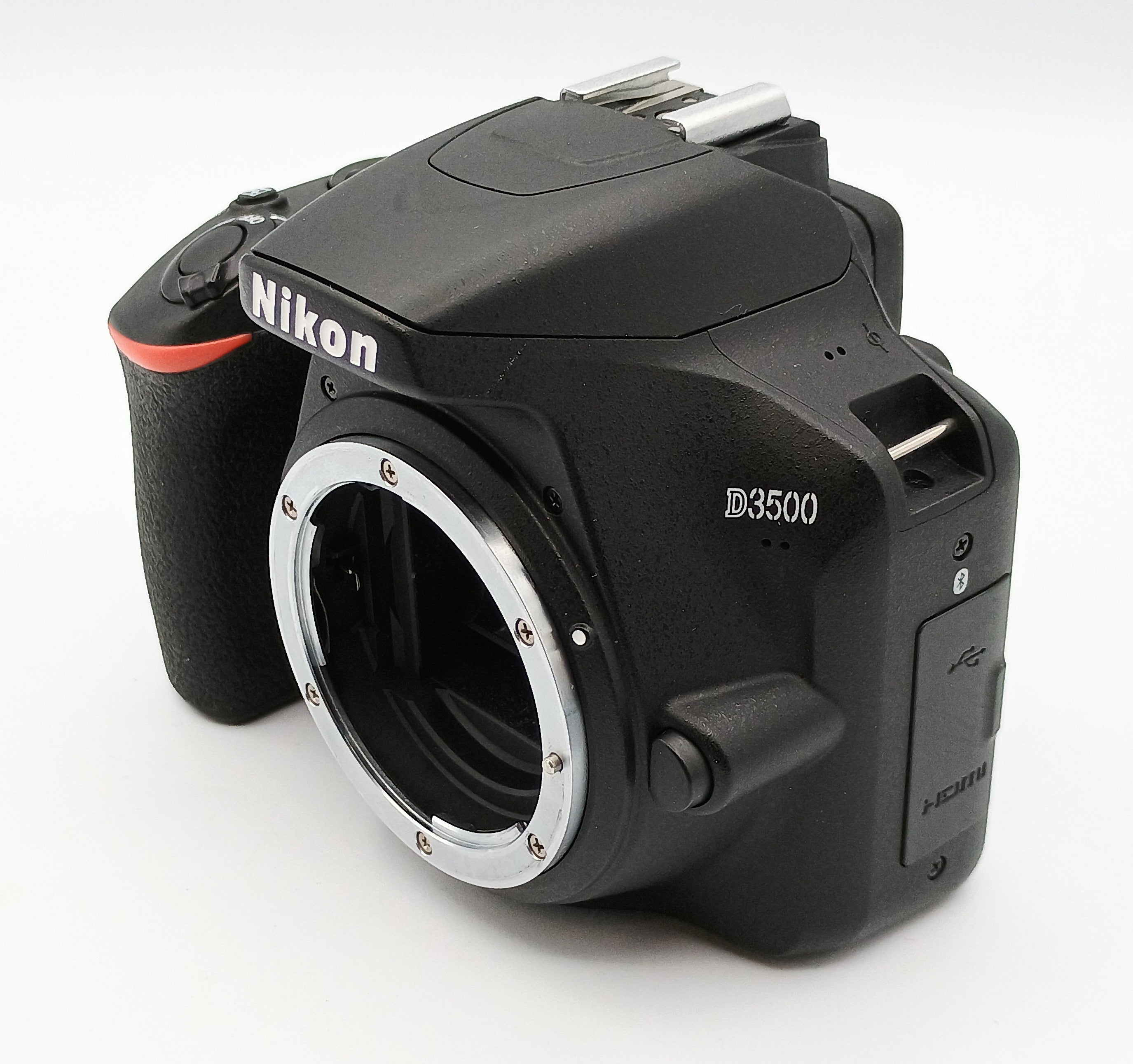 USED Nikon D3500 DSLR w/ AF-P 18-55mm VR Lens (Black)