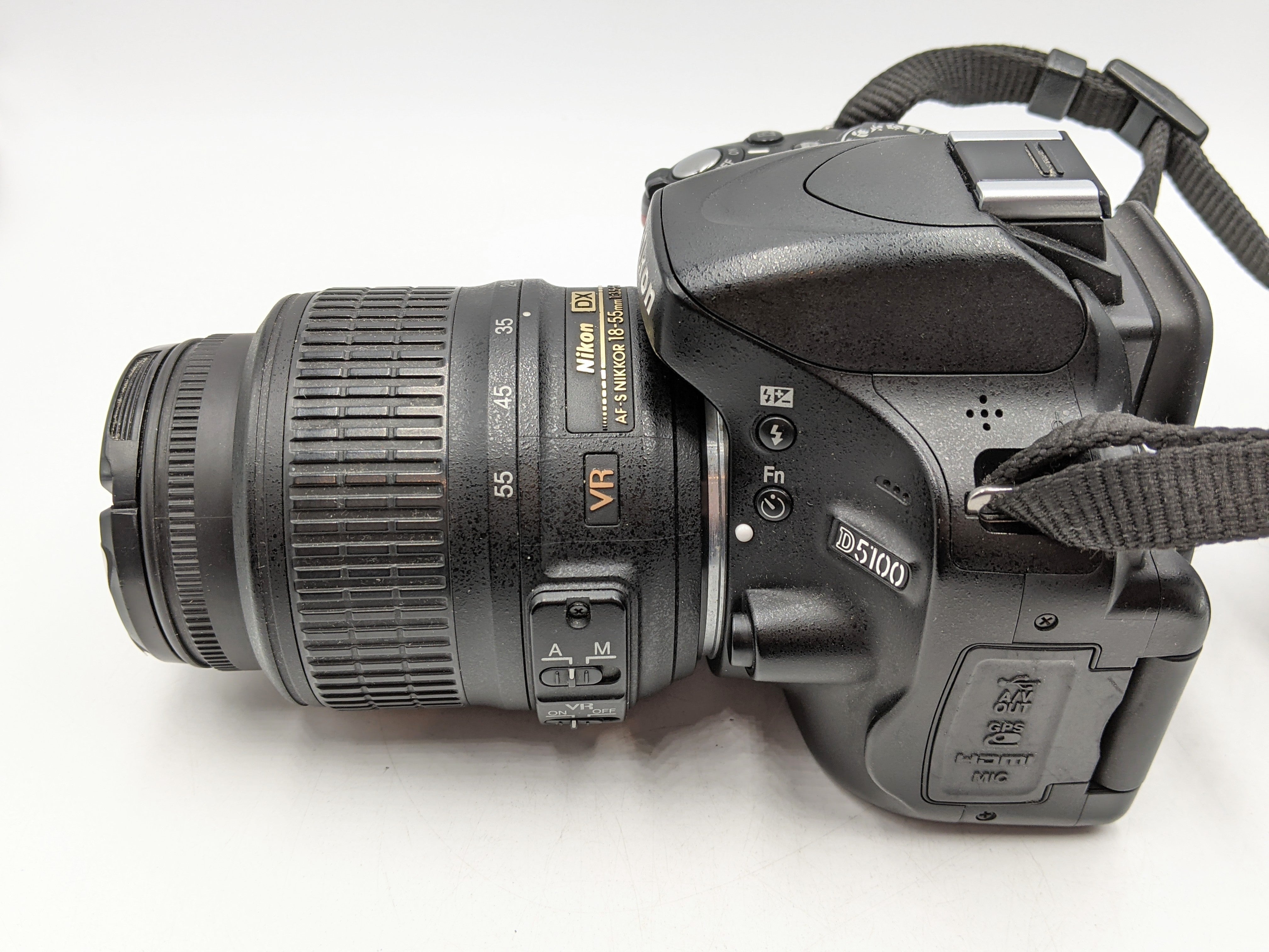 USED Nikon D5100 Digital SLR Kit w/ 18-55mm