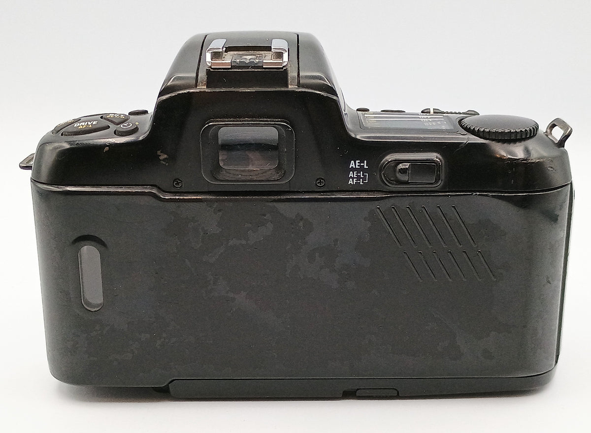 USED Nikon N6006