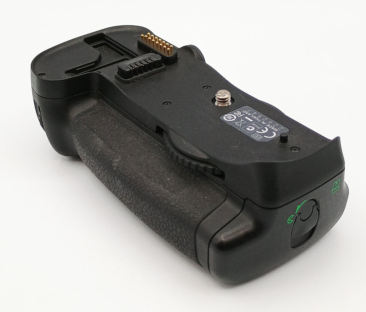USED Nikon MB-D10 Battery Grip