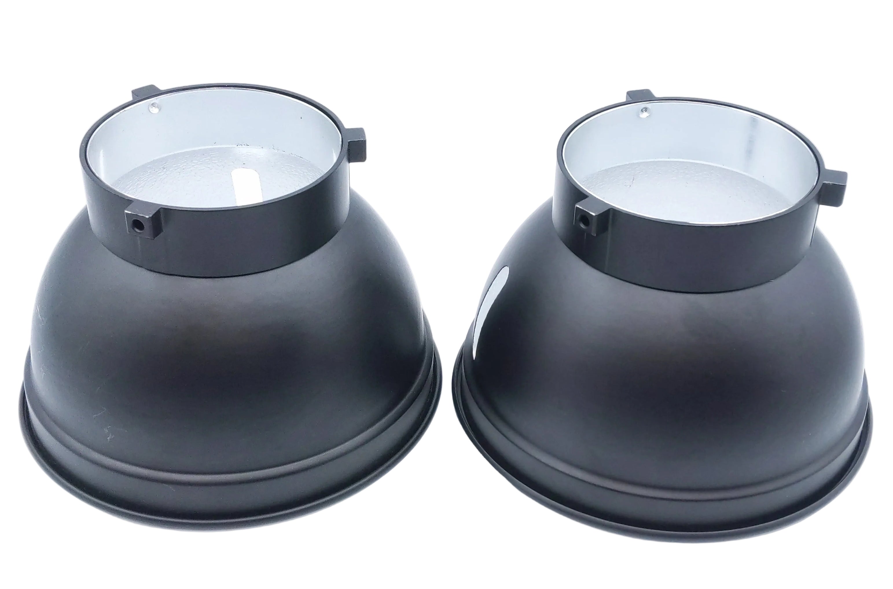 Used Godox Standard Reflector (7") 2 Pack