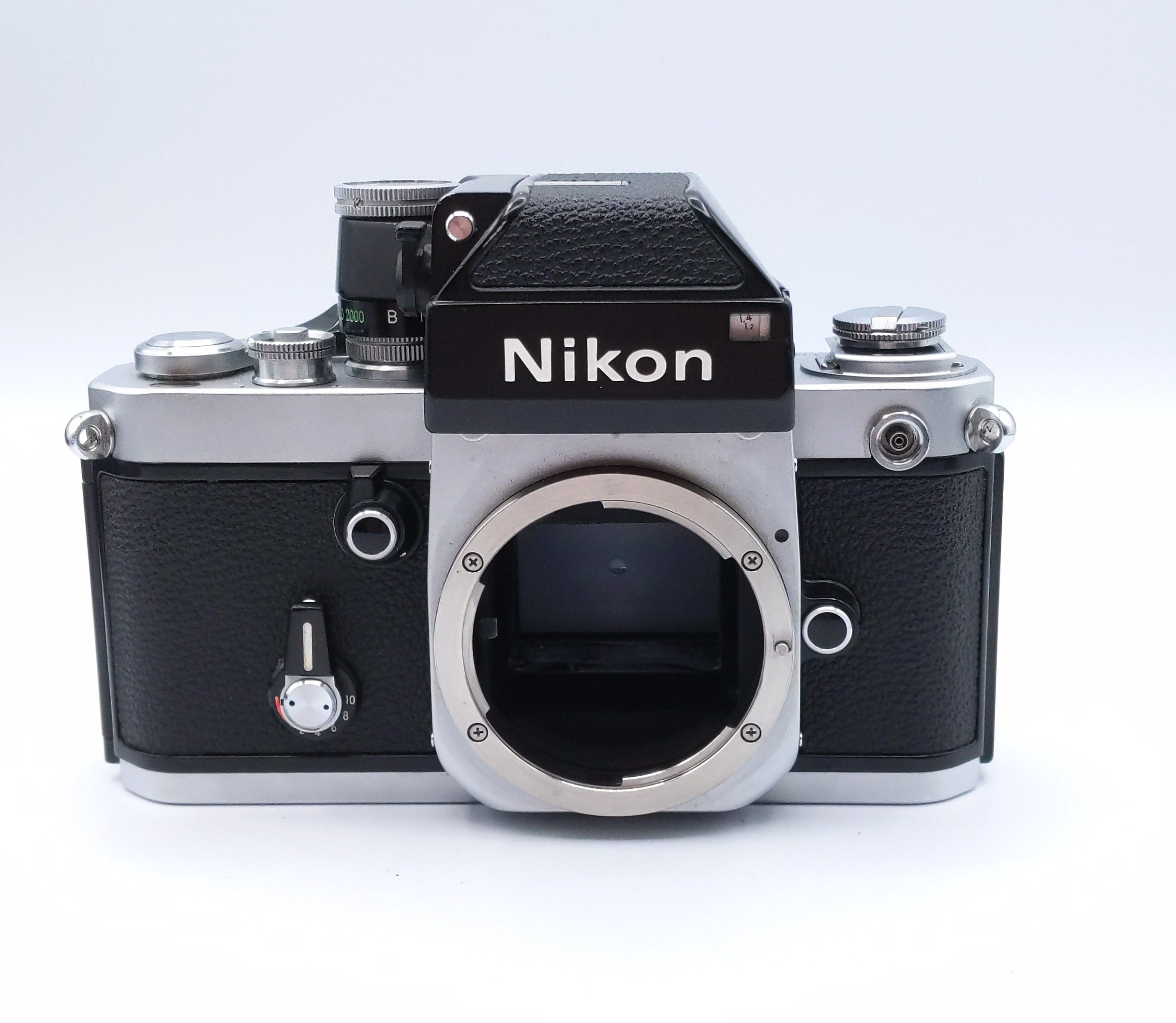 USED Nikon F2 Photomic Silver w/ DP-1