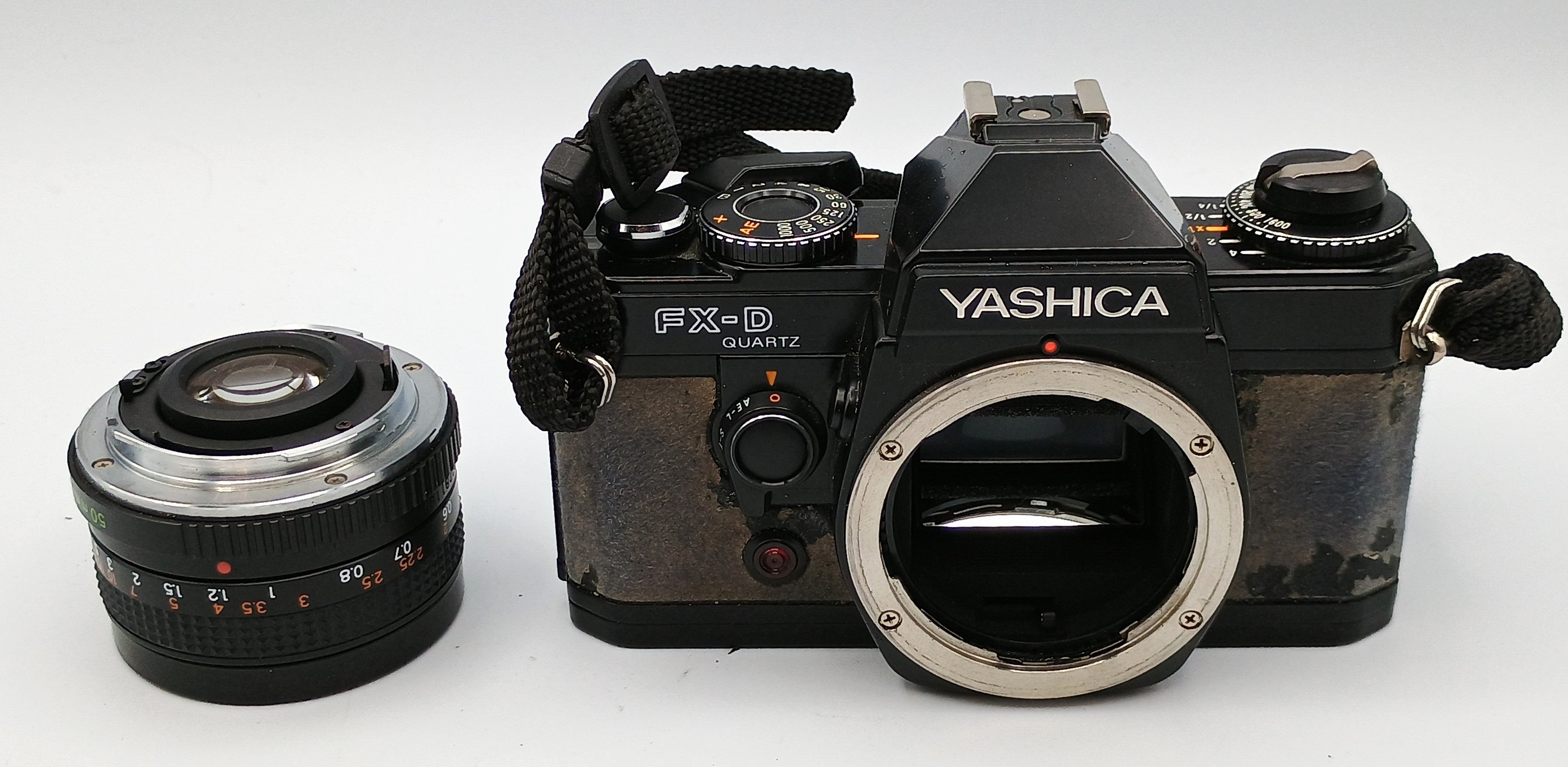 USED Yashica FX-D Quartz w/ 50mm F2 Lens -AS IS-