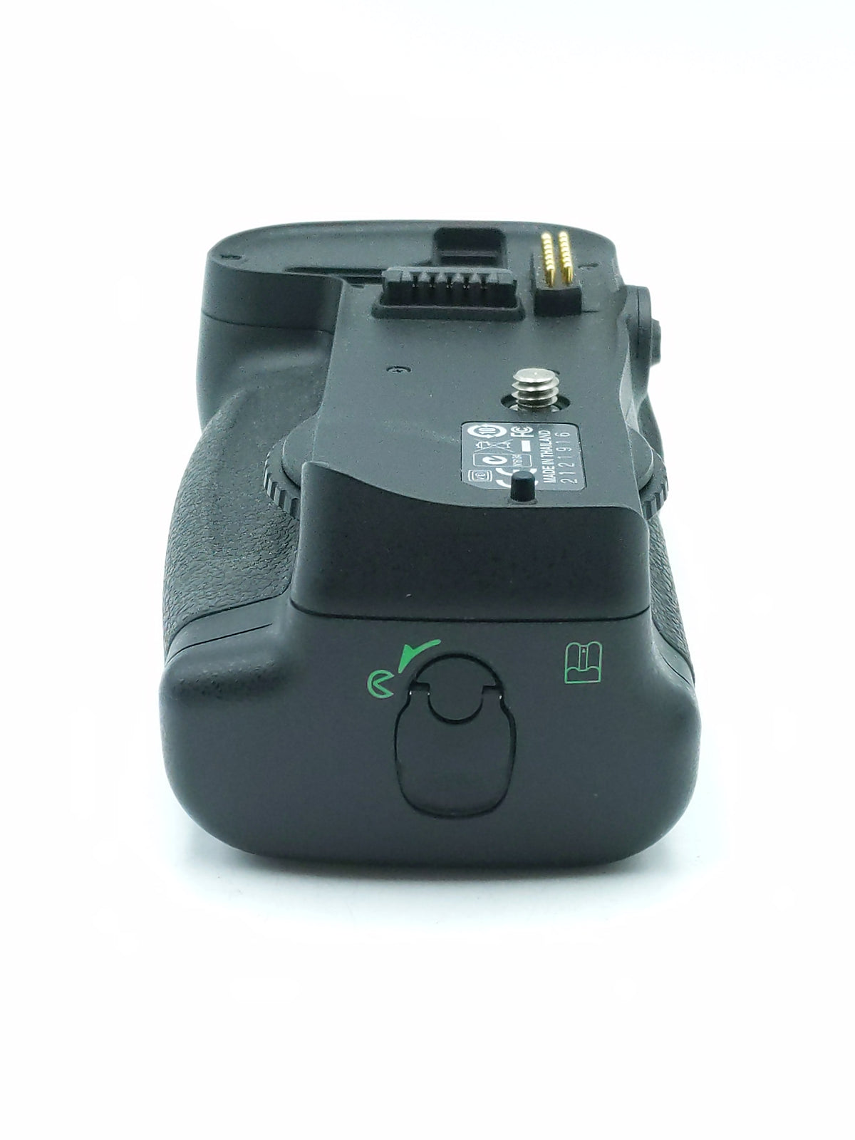 USED Nikon MB-D10 Battery Grip