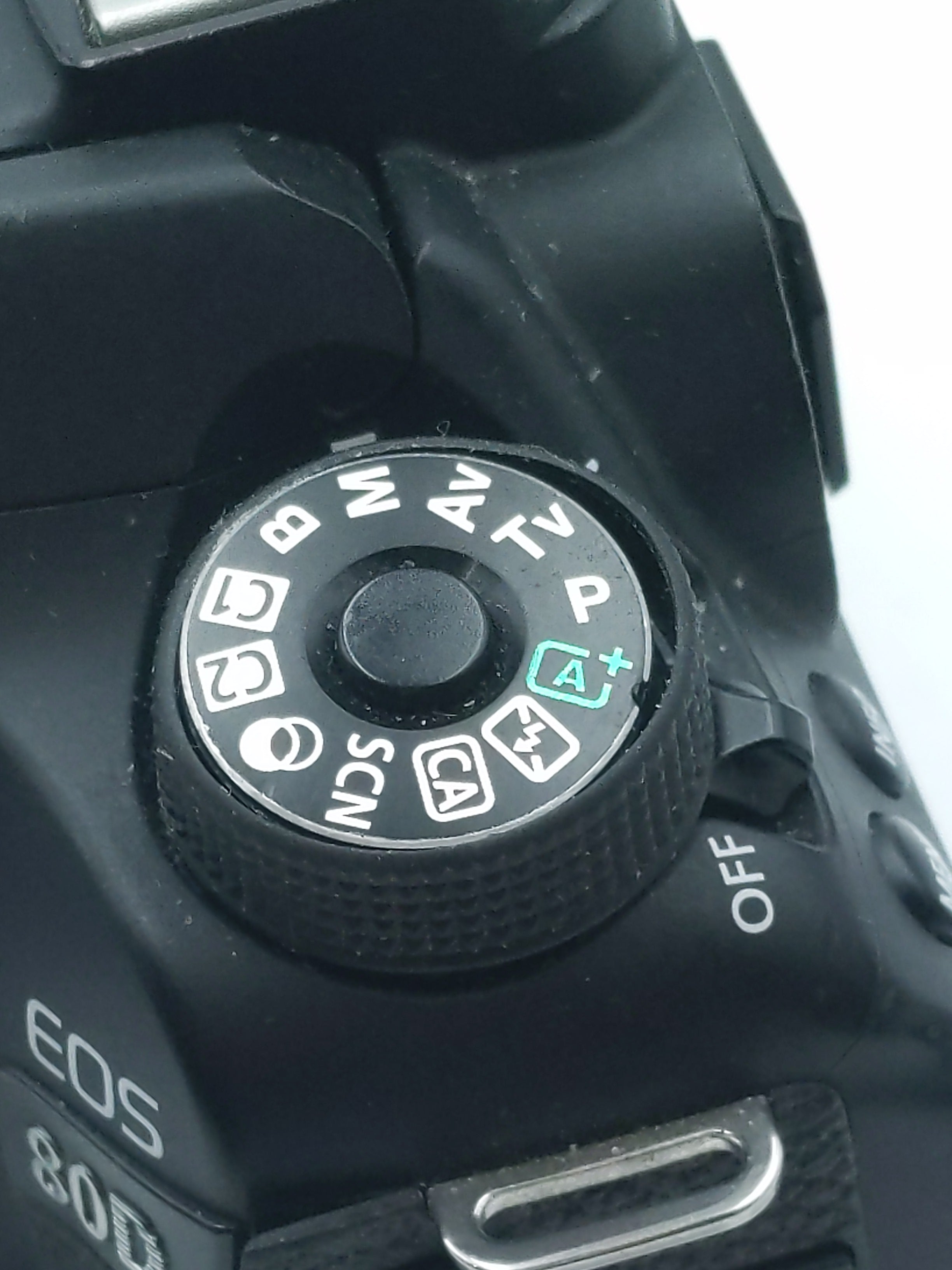 USED Canon EOS 80D DSLR Camera Body (Black)