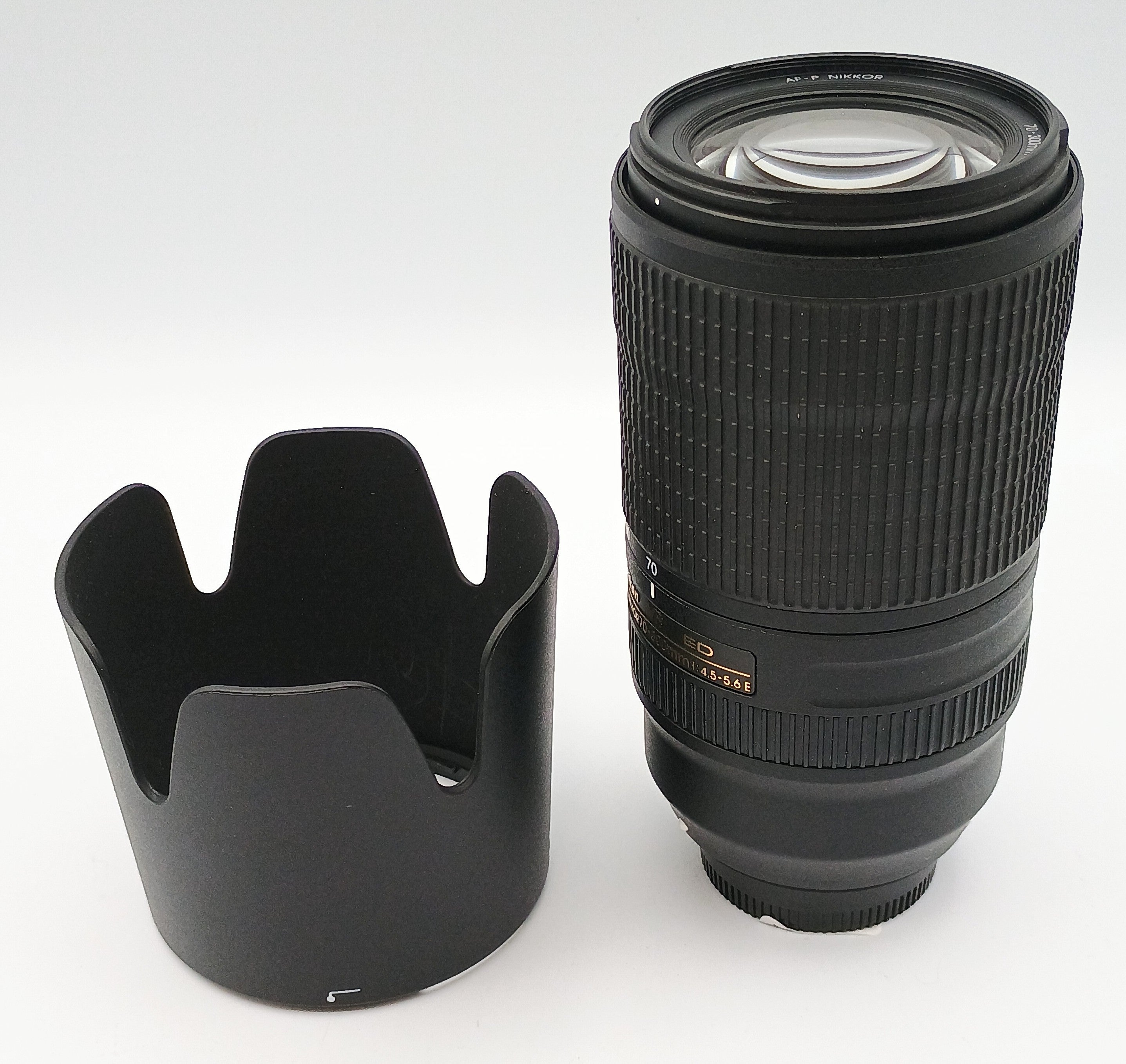 USED Nikon AF-P 70-300mm f4.5-5.6E ED VR Lens