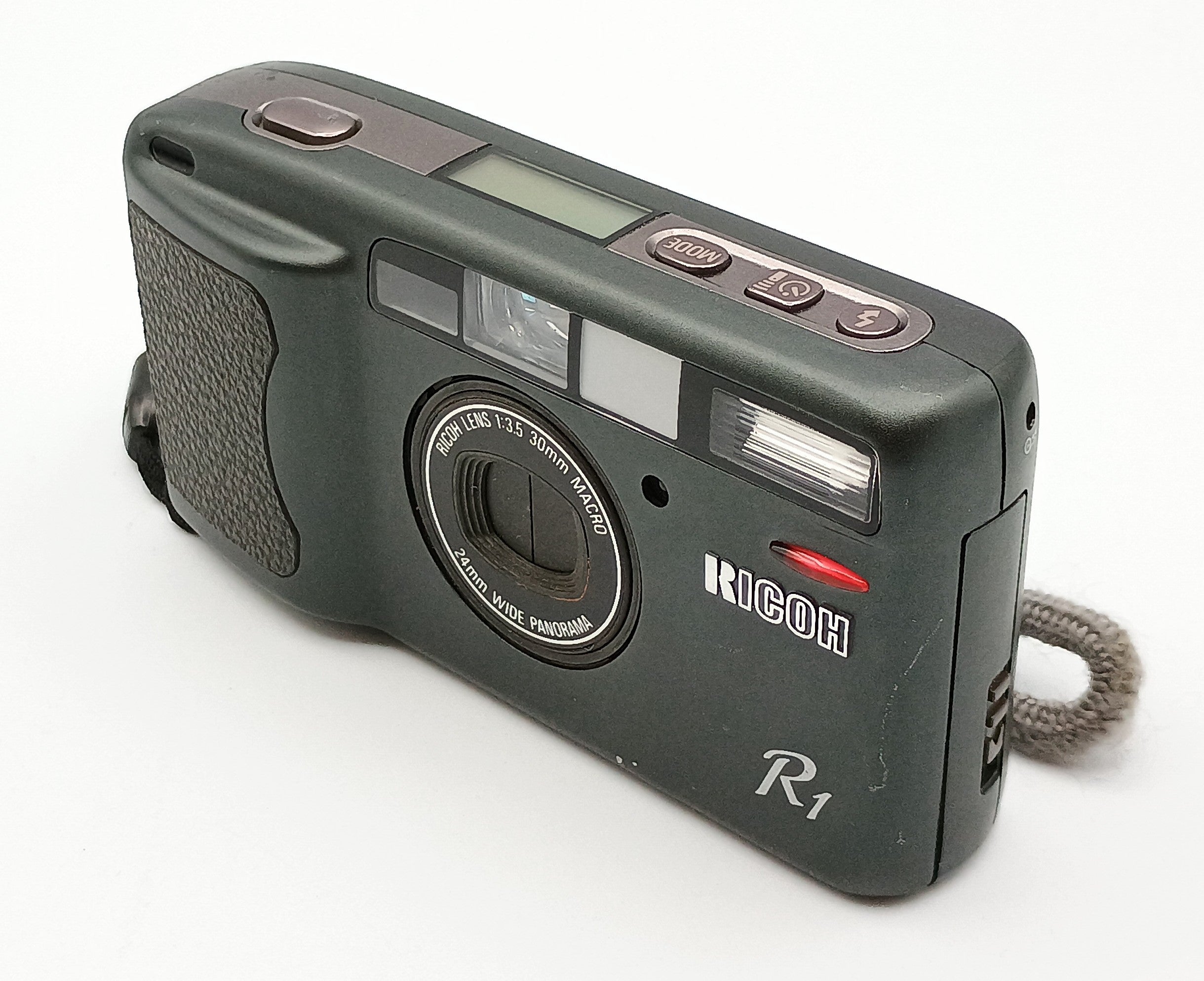 Used Ricoh R1 30mm f3.5 Macro 24mm Panorama Film Camera