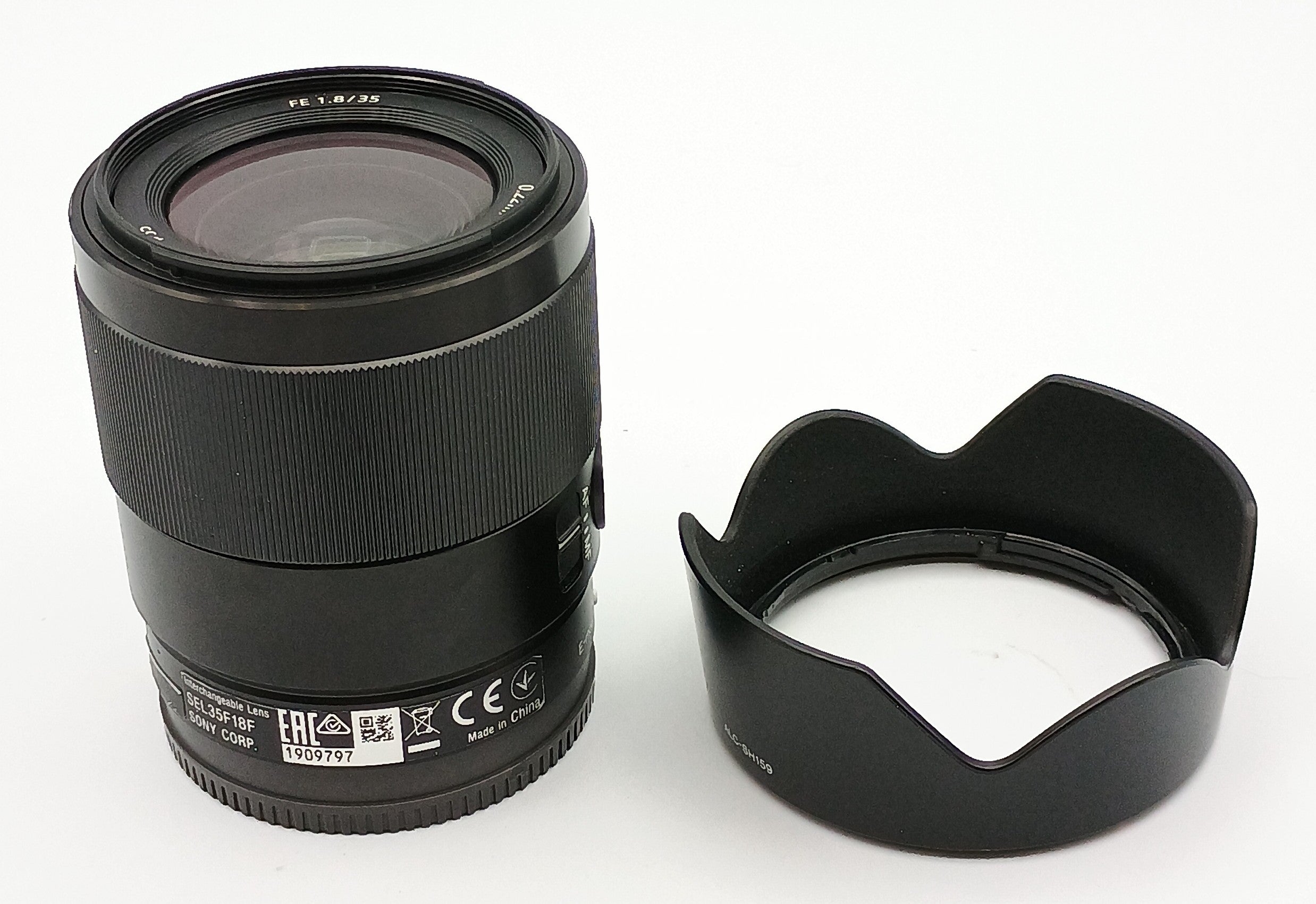 USED Sony 35mm F1.8 FE Lens