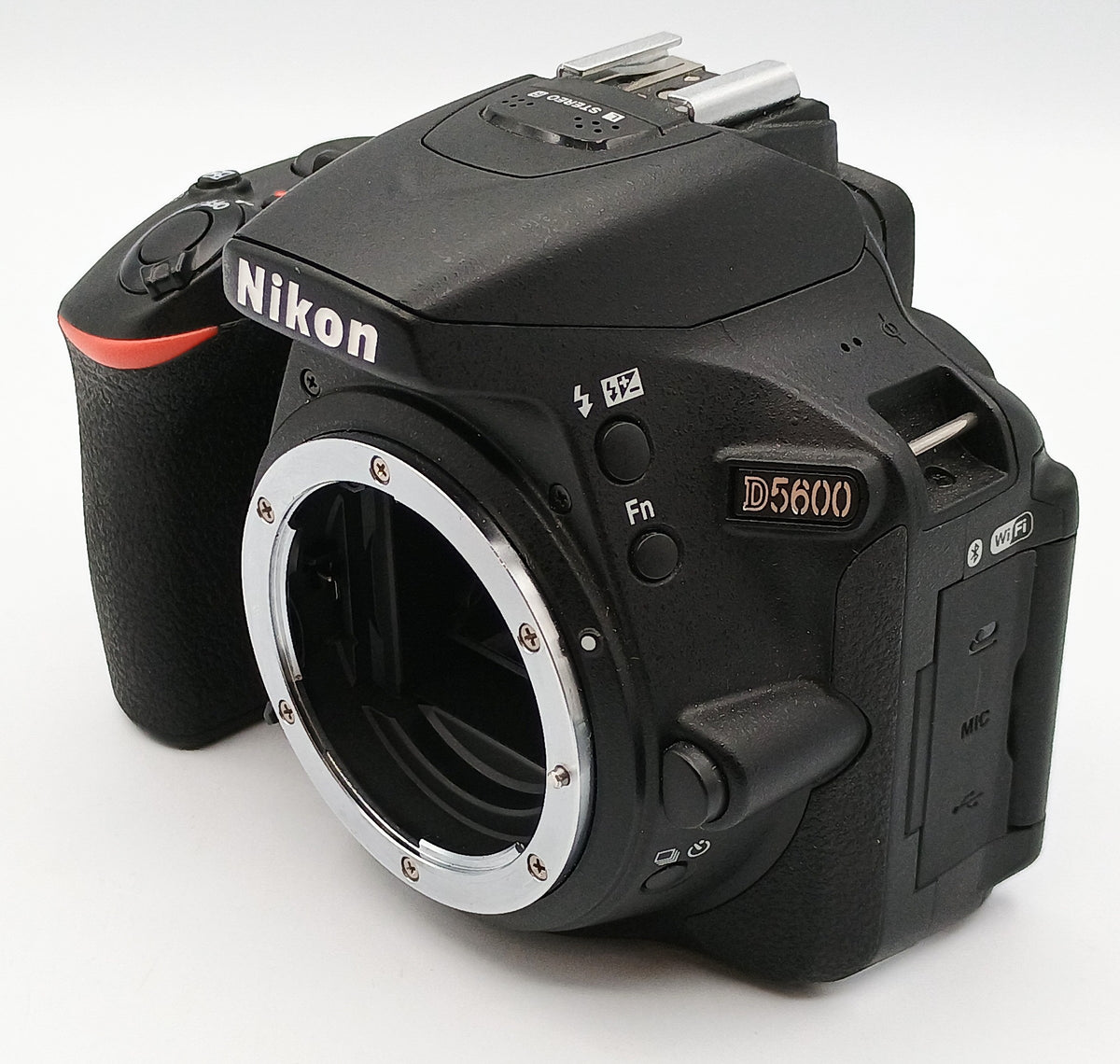 USED Nikon D5600 DSLR Camera Body