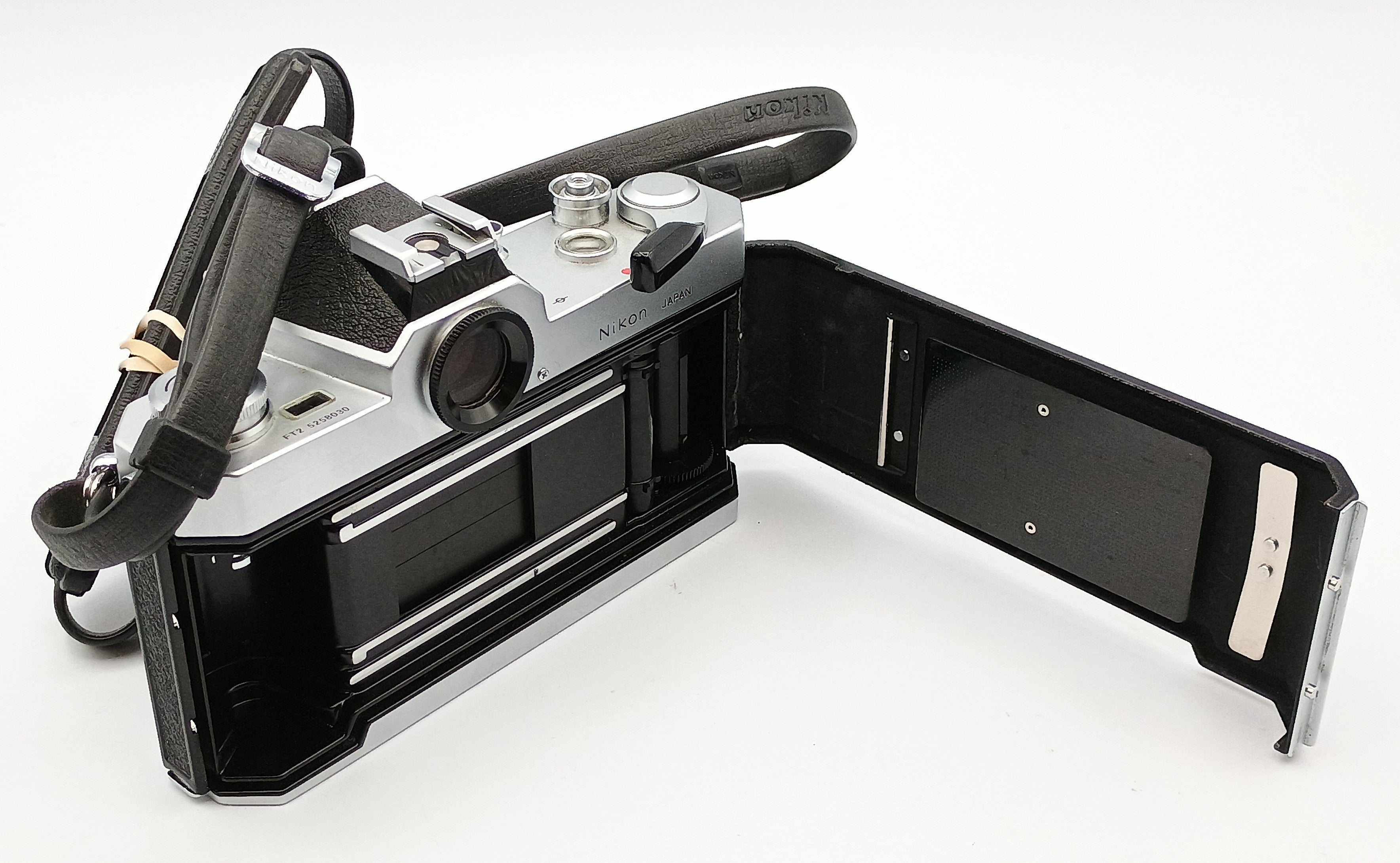USED Nikon Nikkormat FT2 Silver - Body Only